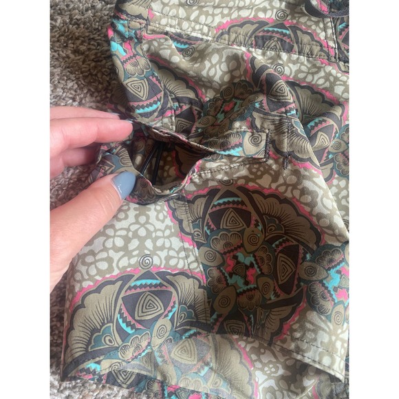 Patagonia brown and pink patterned nylon shorts - Picture 7 of 9